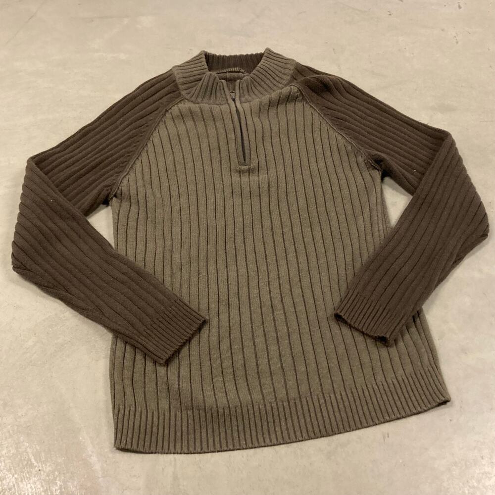 Y2k two tone xtreme gear two toned sweater
